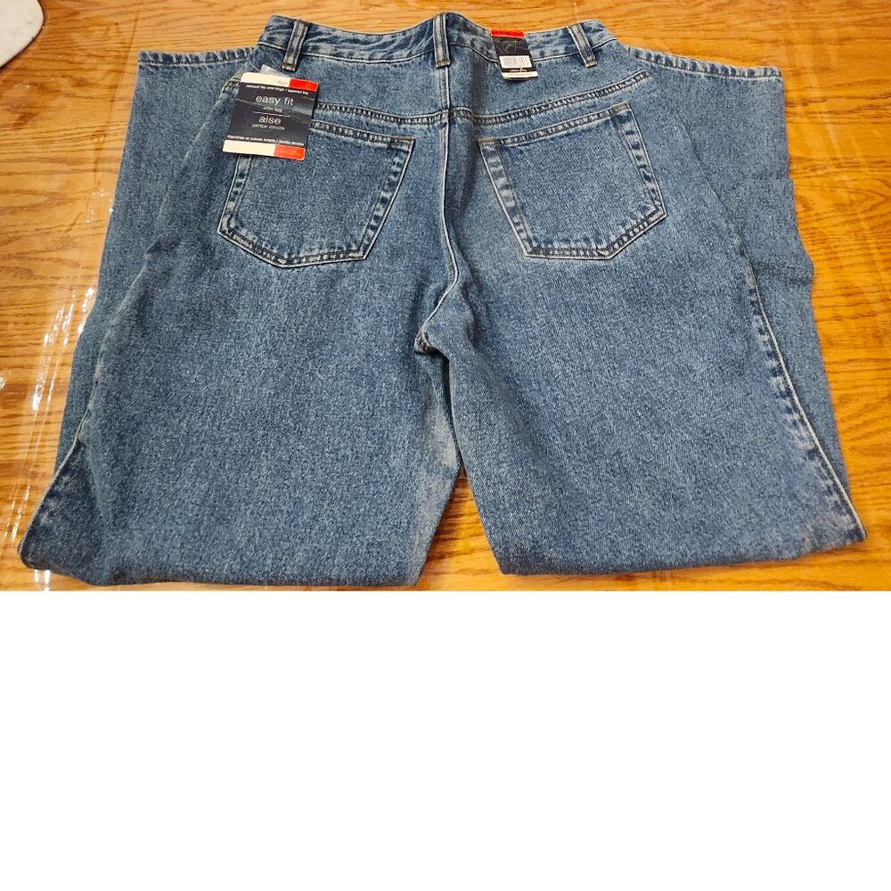 NEW Women's Cotton Ginny Easy Fit (Relaxed) Jeans Size 7 Petite